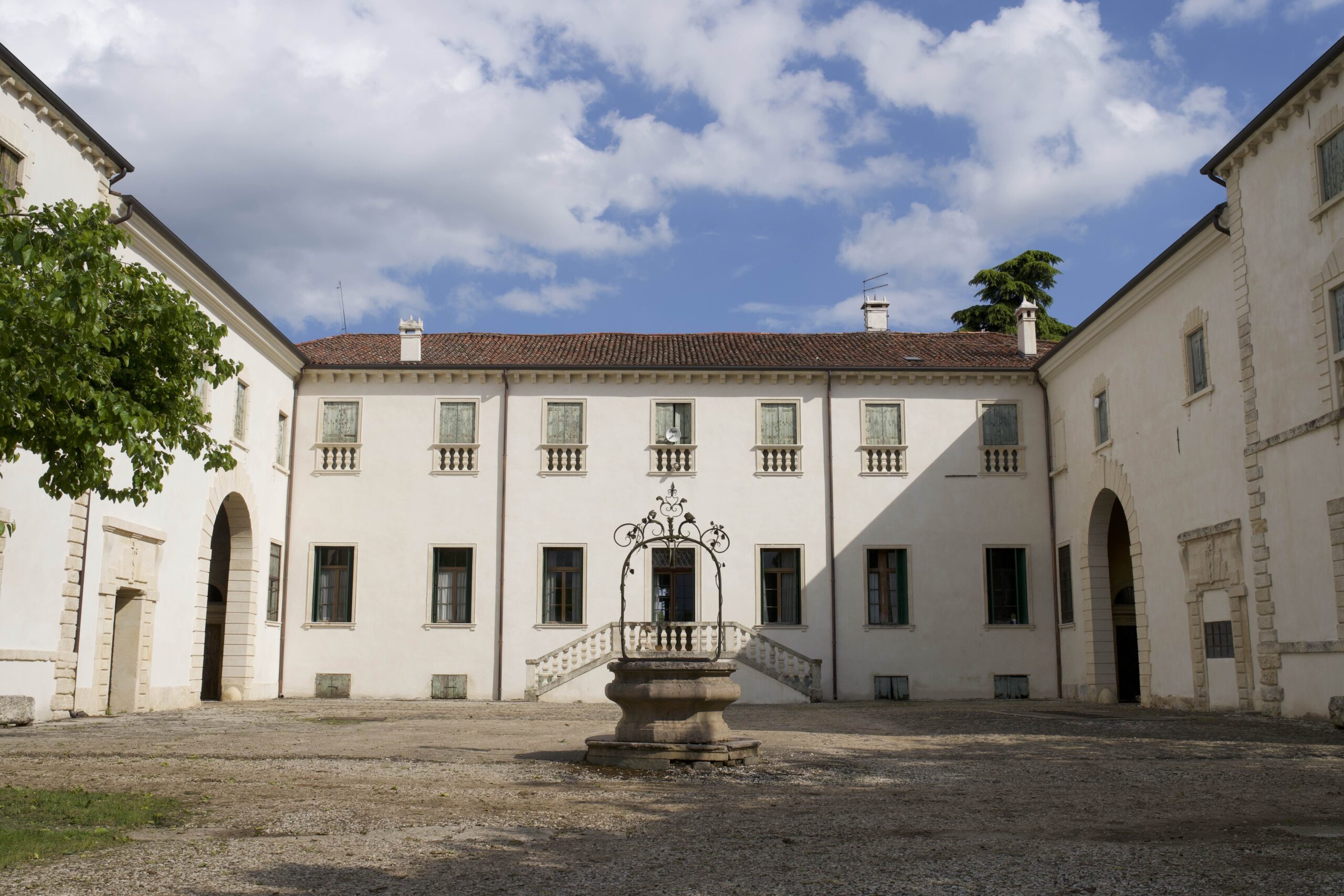 Villa La Gualda: da 500 anni nel cuore produttivo del Veneto